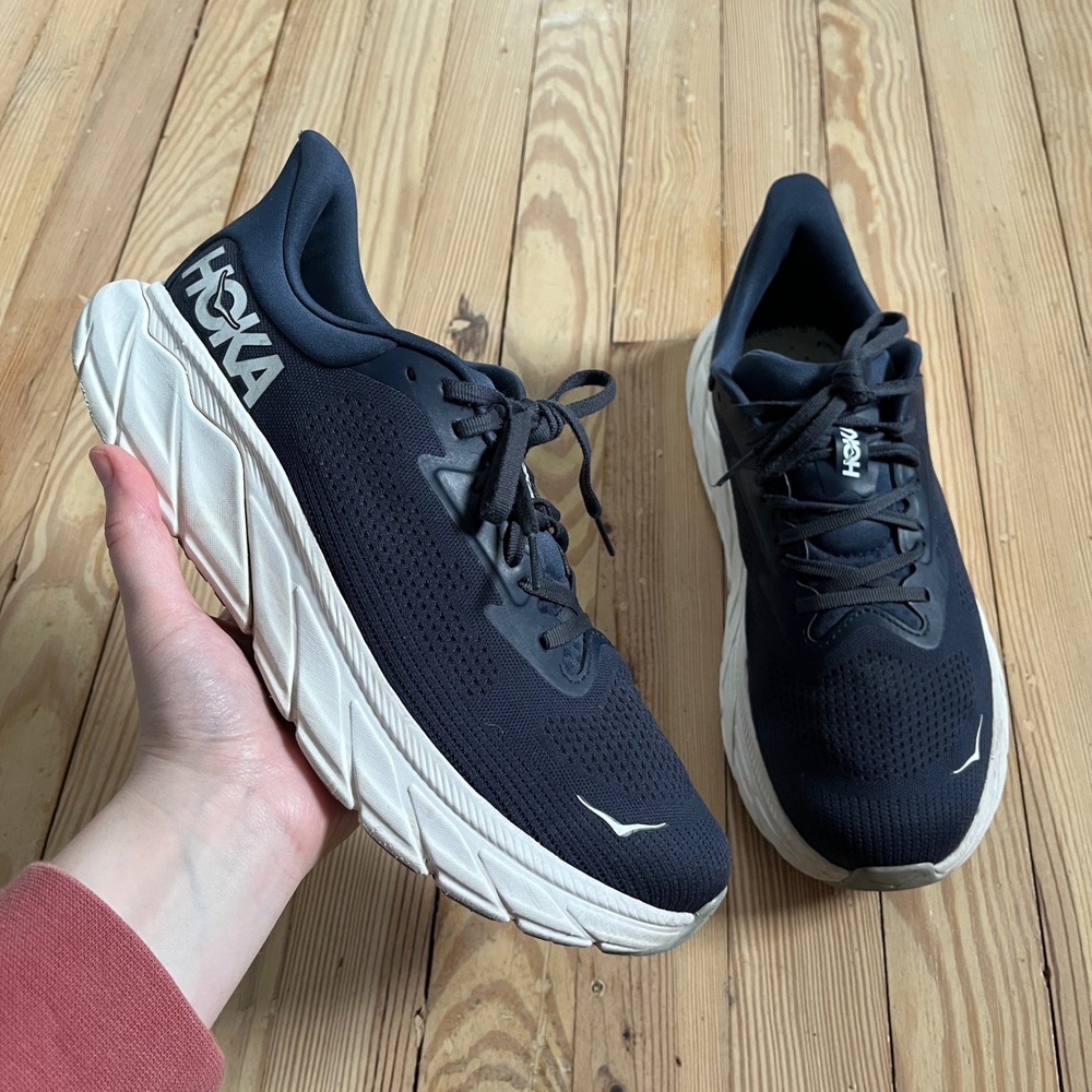 Hoka Arahi 7 Running Shoes Mens 10 Wide 2E Navy Blue Stability Sneakers 1147870